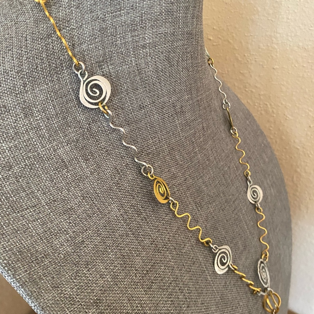 Vintage Two-Tone Spiral Necklace | Gold & Silver Tone Artisan Wire Link | 25” - Picture 3 of 6